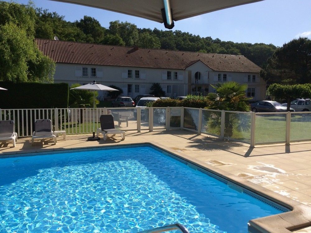 Hotel Le Relais Des Champs Eugenie-les-Bains Dış mekan fotoğraf
