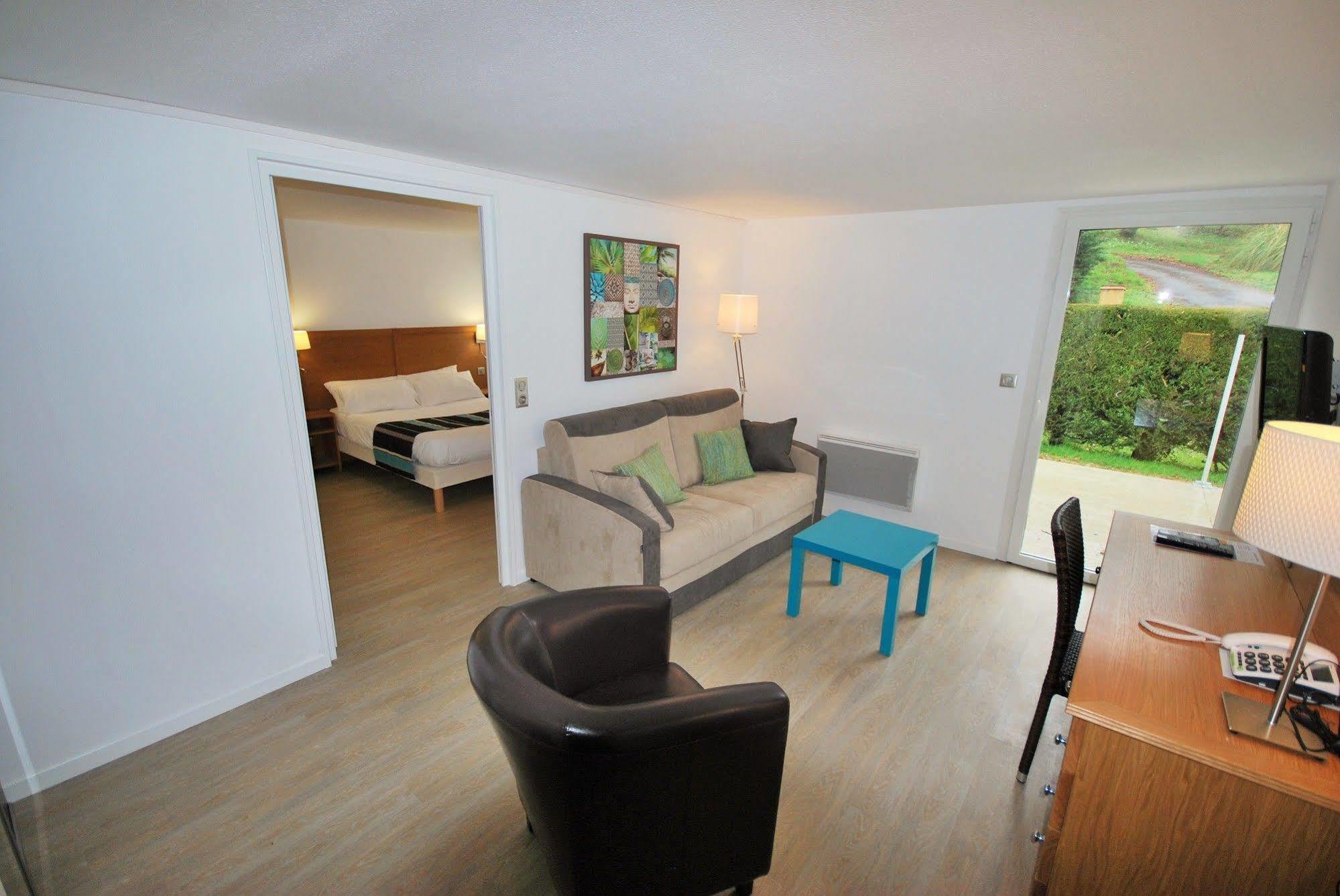 Hotel Le Relais Des Champs Eugenie-les-Bains Dış mekan fotoğraf